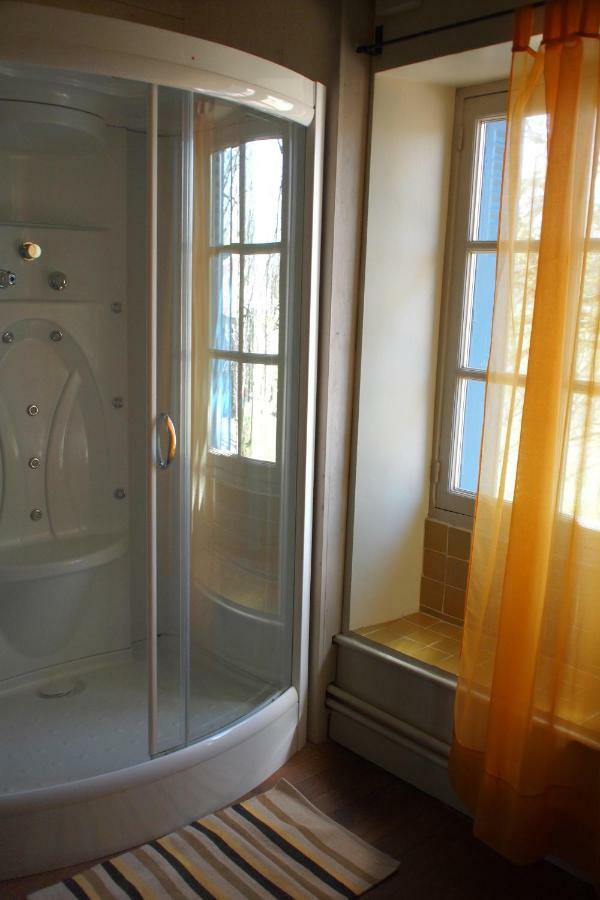 Le Couvent De Neuviale Bed & Breakfast Parisot  Exterior photo